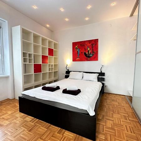 Charming Starry Night Apartment Ljubljana Exterior photo