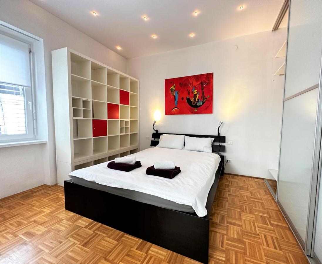 Charming Starry Night Apartment Ljubljana Exterior photo