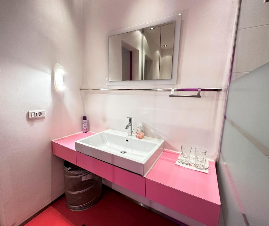 Charming Starry Night Apartment Ljubljana Exterior photo