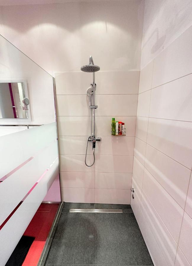 Charming Starry Night Apartment Ljubljana Exterior photo